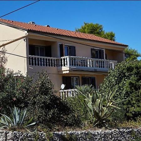 Guesthouse Antonija Veli Losinj Exterior photo