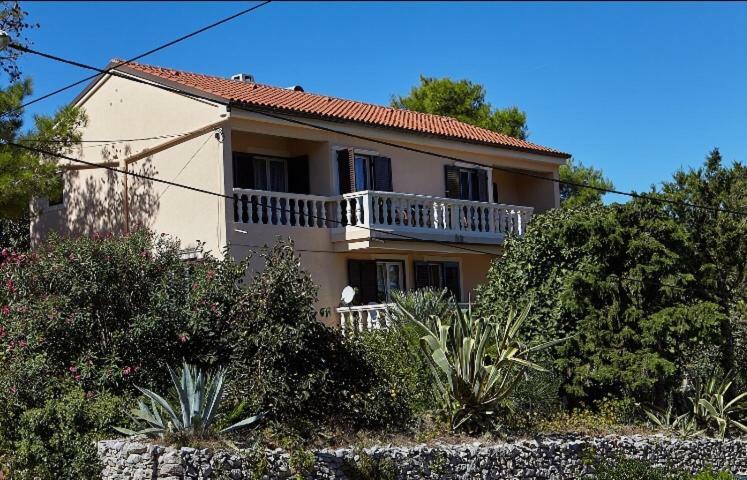 Guesthouse Antonija Veli Losinj Exterior photo