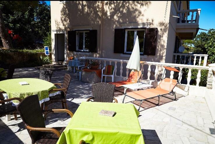 Guesthouse Antonija Veli Losinj Exterior photo